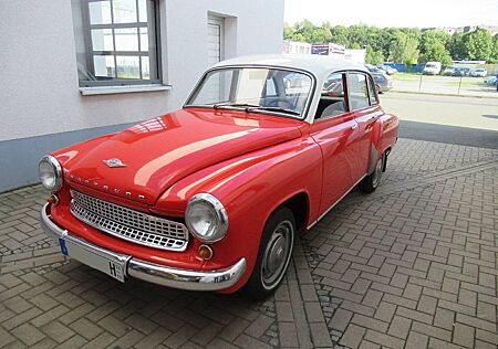 Wartburg 312 Limosine rot / weiß Bj. 1965