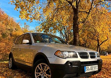 BMW X3 2.5i - Allrad - AHK