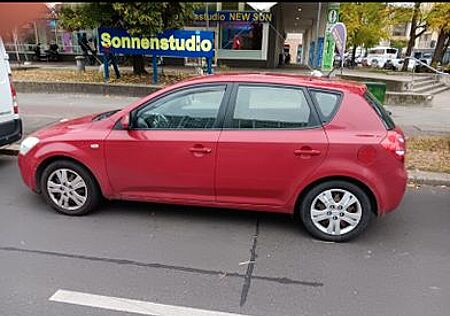 Kia Cee'd / Ceed 1.6 CVVT LX LX