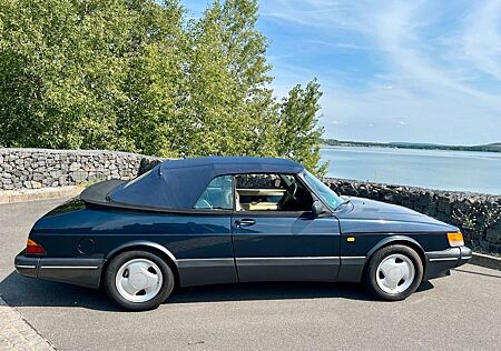 Saab 900 16V Turbo Cabriolet komplett restauriert