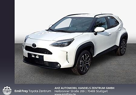 Toyota Yaris Cross Hybrid 130 Black & White