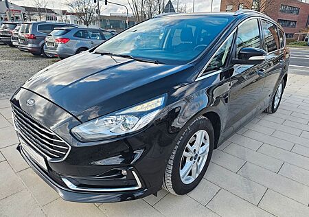 Ford S-Max Titanium RFK Navi 7 Sitzer