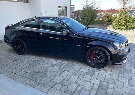 Mercedes-Benz C 63 AMG Edition 507 Coupé Autom. Edition 507