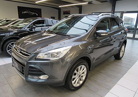 Ford Kuga Titanium/Navi/Klimaautomatik