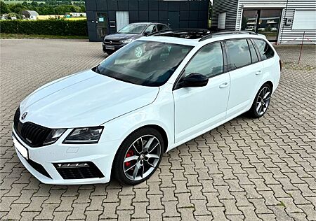 Skoda Octavia 2.0 TSI DSG Combi RS