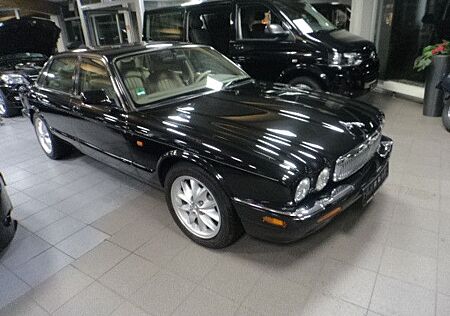 Jaguar XJ V8 Executive 3.2 Leder Automatik Klima Note2