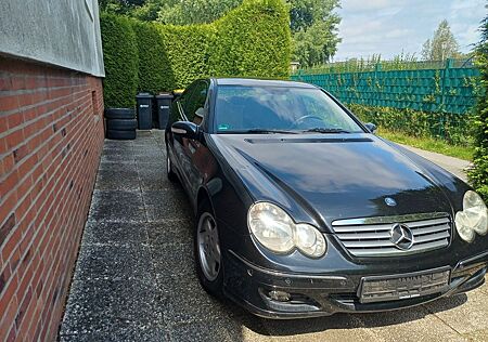 Mercedes-Benz CLC 220