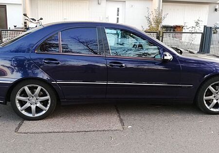 Mercedes-Benz 220 C CDI Avantgarde automatik