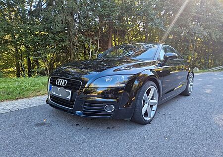 Audi TT Coupe 2.0 TFSI -