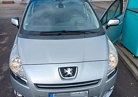 Peugeot 5008 2.0 Family HDi FAP 150 Family