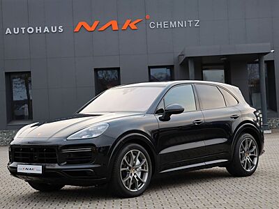 Porsche Cayenne Turbo Pano SoftClose Nachtsicht Carbon
