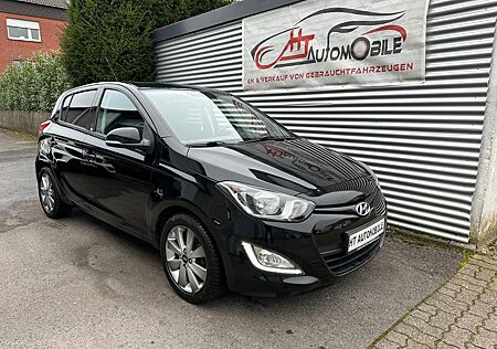 Hyundai i20 1.4 Aut. SHZ/TEMPOM/KLIMAAUT/EGSHD/1.HAND