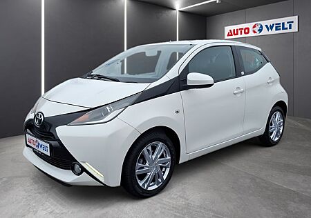 Toyota Aygo (X) -play touch 1.0VVT Klima Kamera Tempomat