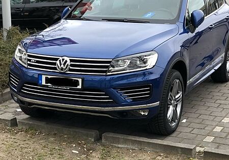 VW Touareg Volkswagen 3.0 V6 TDI SCR Exclusive Terrain Tec...