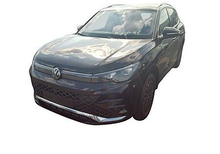 VW Tiguan Volkswagen 2.0 TDI R-Line 4Motion PANO STHZ AHK