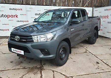 Toyota Hilux Extra Cab