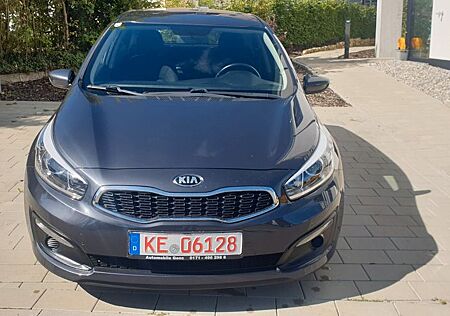 Kia Cee'd / Ceed 1,4 Diezel. EURO 6