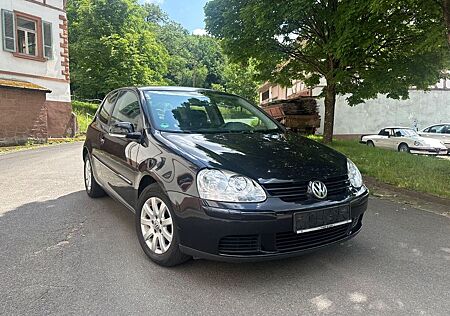 VW Golf Volkswagen V Lim. Comfortline / SHZ / Klima / TÜV