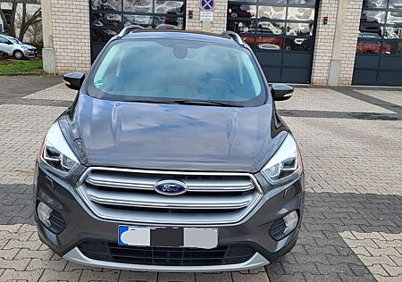 Ford Kuga 1,5 EcoBoost 4x2 110kW Titanium Titanium