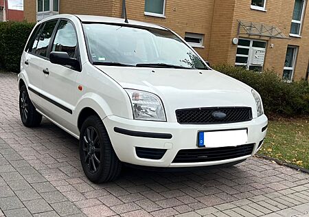 Ford Fusion 1.4 16V Rückfahrkamera USB Alufelgen