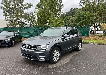 VW Tiguan Volkswagen 1.5TSI ACT OPF Comfortline/Xenon/LED/Pano
