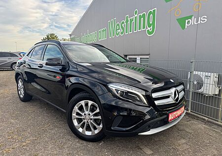 Mercedes-Benz GLA 200 CDI+4x4+AHK+XENON+LEDER+ALLWETTER+