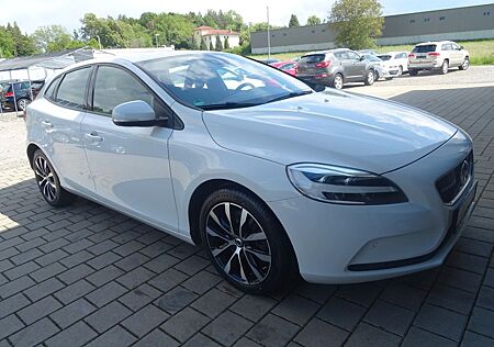 Volvo V40 Momentum.Automatik