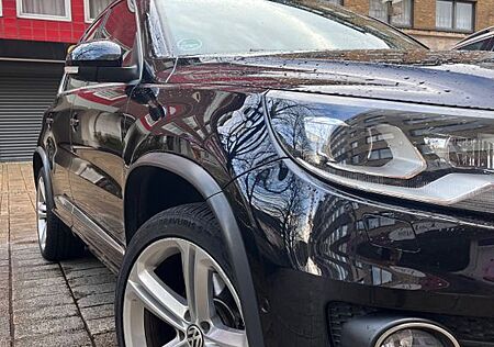 VW Tiguan Volkswagen 1.4 TSI BMT Sport & Style Sport & Style
