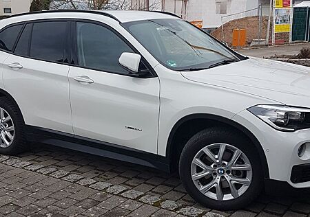 BMW X1 sDrived 1,8d A F48 1 Hand, Navi.....