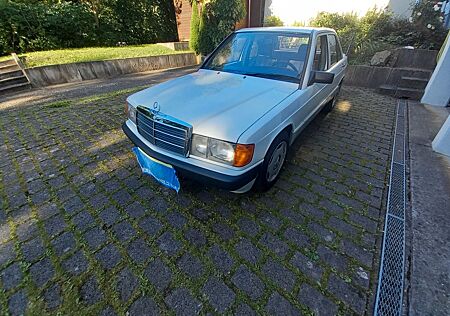 Mercedes-Benz 190