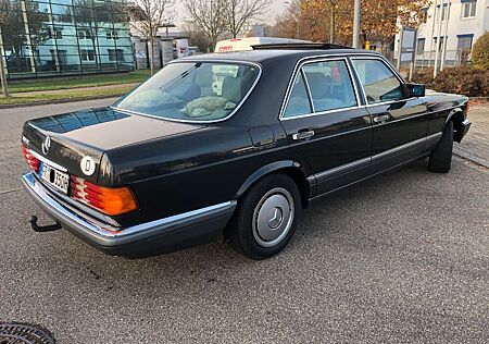 Mercedes-Benz 300 SE W126 oldtimer S klasse H kennzeichen