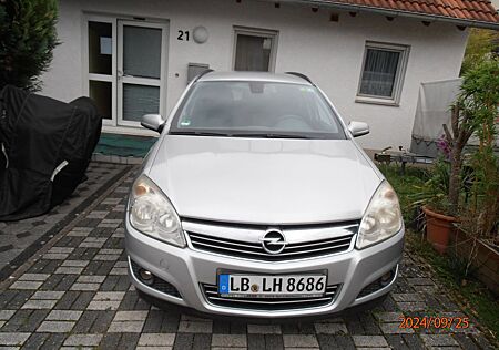 Opel Astra Caravan 1.6 Twinport 77kW -