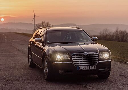Chrysler 300C 3,5 LPG AWD TÜV neu (bitte lesen )