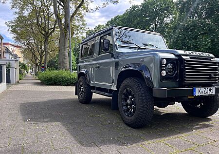 Land Rover Defender 90 TD4 Station Wagon SE SE