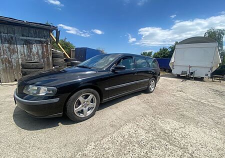 Volvo V70 2.4 D5 Momentum