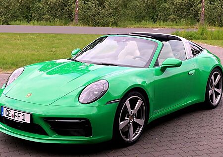 Porsche 992 911 Targa 4S 3.0 S, Sport-Design-Paket