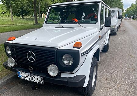 Mercedes-Benz G 280