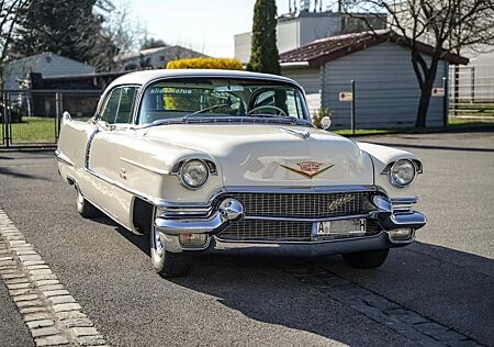 Cadillac Deville Sedan 4 Door Hardtop