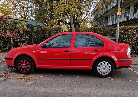 VW Bora Volkswagen 1.6SR