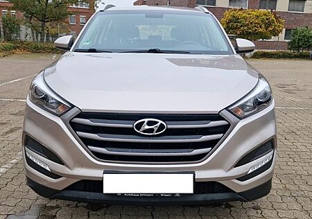 Hyundai Tucson blue Classic 2WD 1.6T-GDI Bure