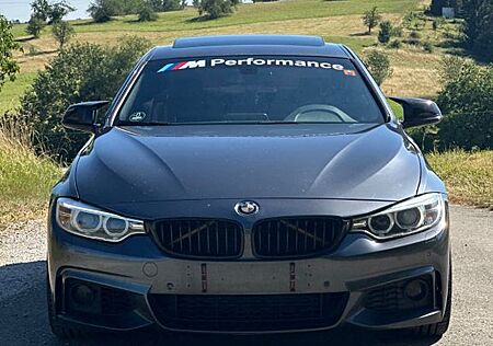 BMW 435i Coupé Handschalter - Preis in Beschriebung
