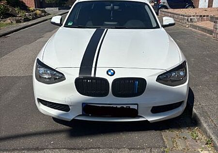 BMW 116i Sport Line Sport Line