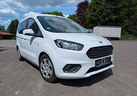 Ford Tourneo Courier 1.5 TDCi 74kW Trend Trend