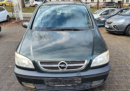 Opel Zafira 2.2 DTI Edition