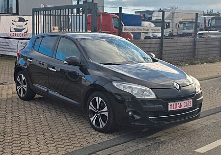 Renault Megane III Lim. 5-trg. BOSE Edition/NAVI/SHZ