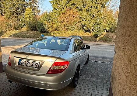 Mercedes-Benz C 200 C200 W204 Sehr guter Zustand