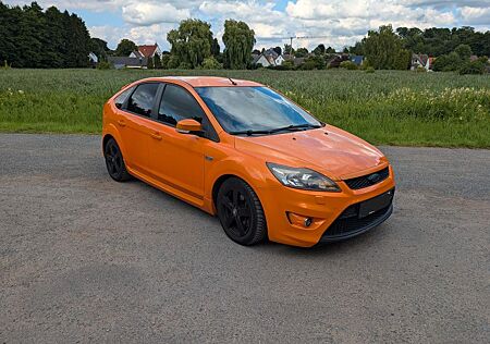 Ford Focus 2,5 ST 226PS - Serienzustand