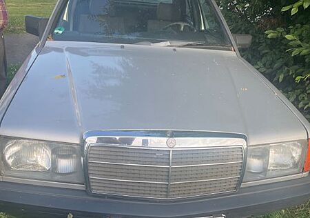 Mercedes-Benz 190