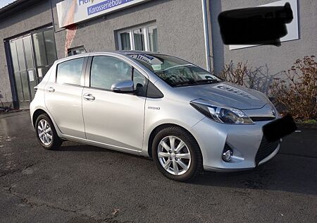 Toyota Yaris Hybrid Navi,Scheckheft, Winterreifen