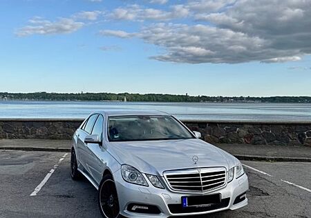 Mercedes-Benz E 220 CDI BlueEFFICIENCY AVANTGARDE AVANTGARDE